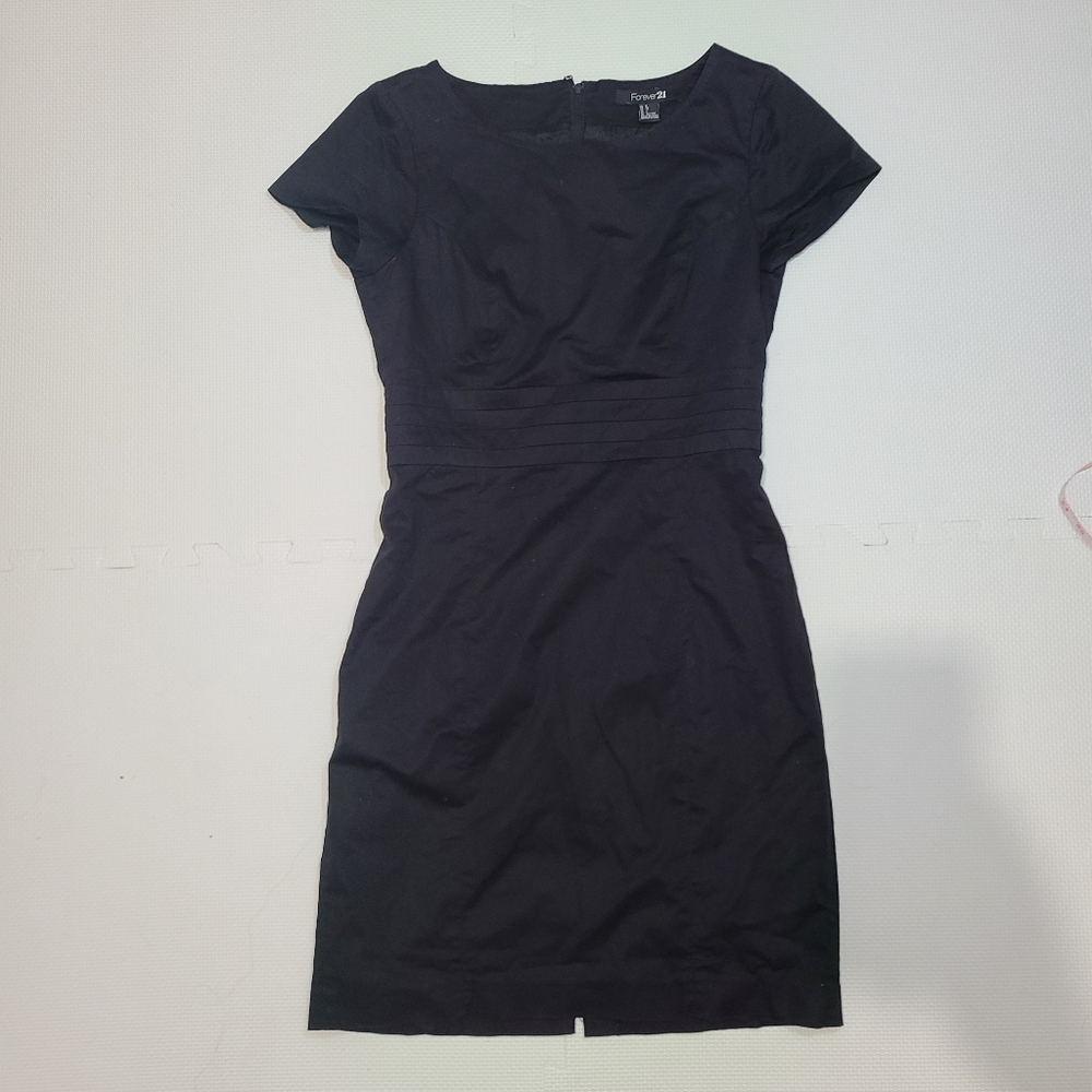 Forever 21 Black Dress